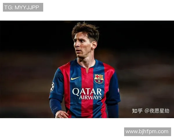 足球明星颜值与身材的完美结合展现运动魅力与时尚风范