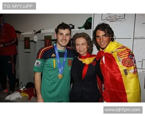 球迷与足球明星亲密合照瞬间分享激情与梦想的美好时刻