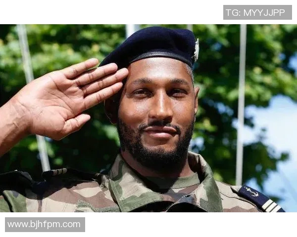 篮球明星迪奥的传奇之路与辉煌成就解析