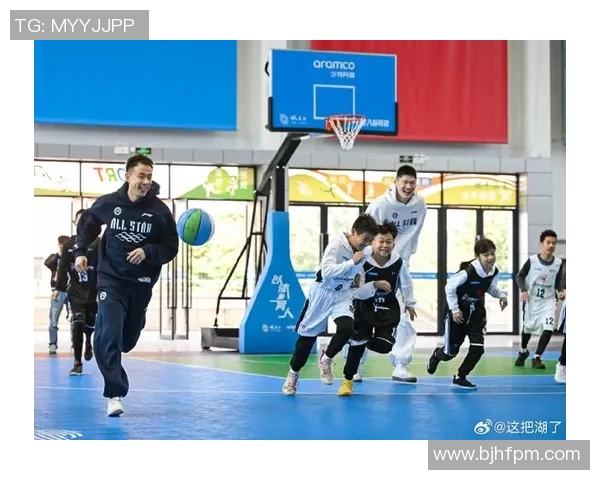 年轻明星们的篮球梦他们如何在赛场上展现魅力与才华